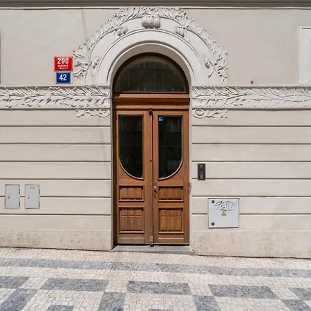 Blueground Holesovice View Nr Vltava Prg-53 براغ