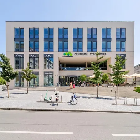 Blueground Holesovice View Nr Vltava Prg-53 *