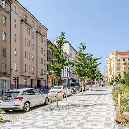 Apartment Blueground Holesovice View Nr Vltava Prg-53 *